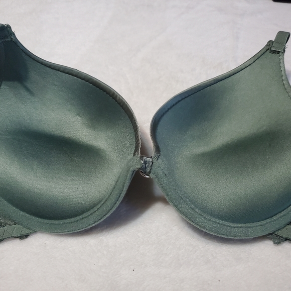 Bra - Picture 2 of 3